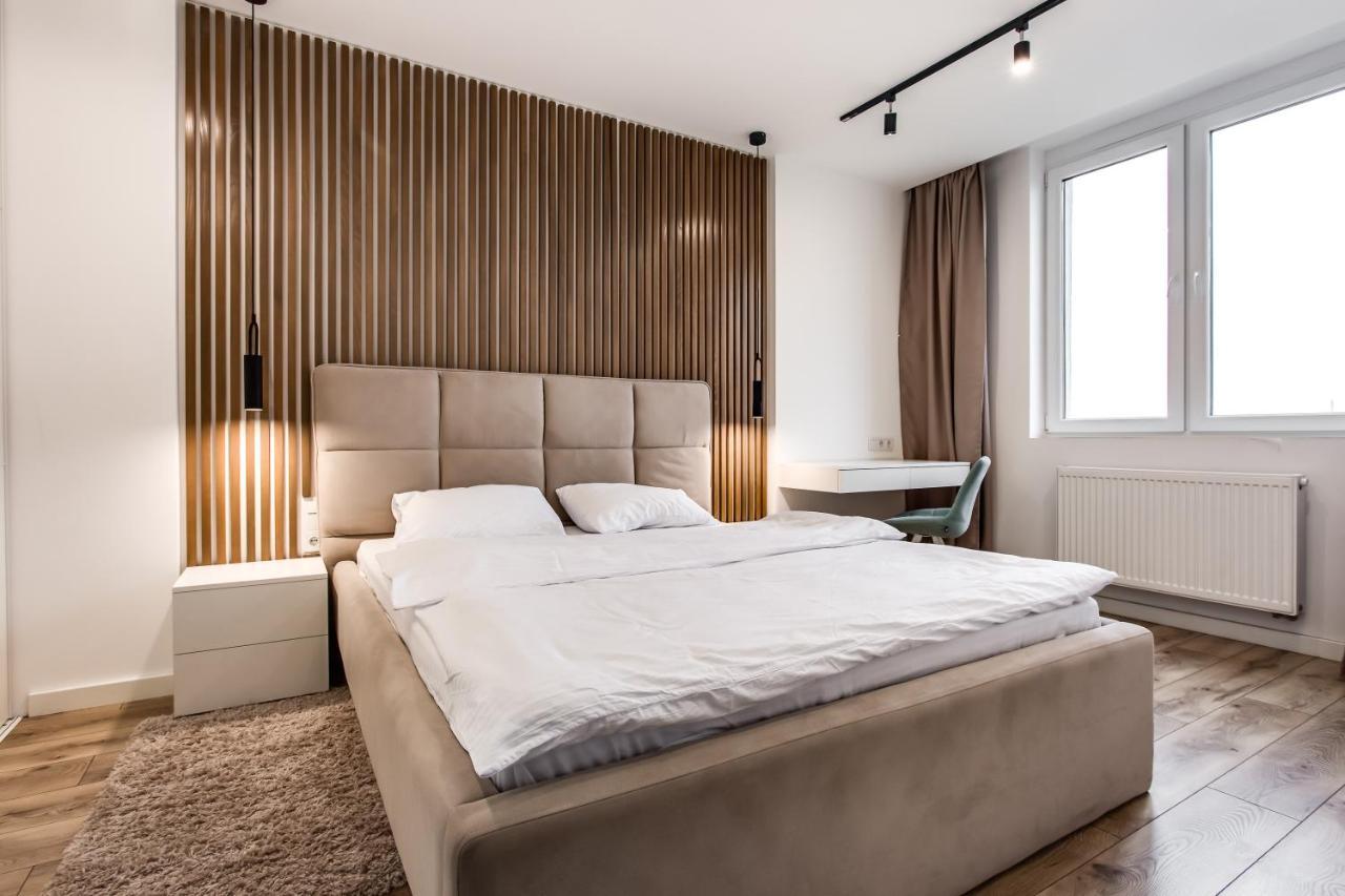 Vip Apartments ลวีฟ ภายนอก รูปภาพ