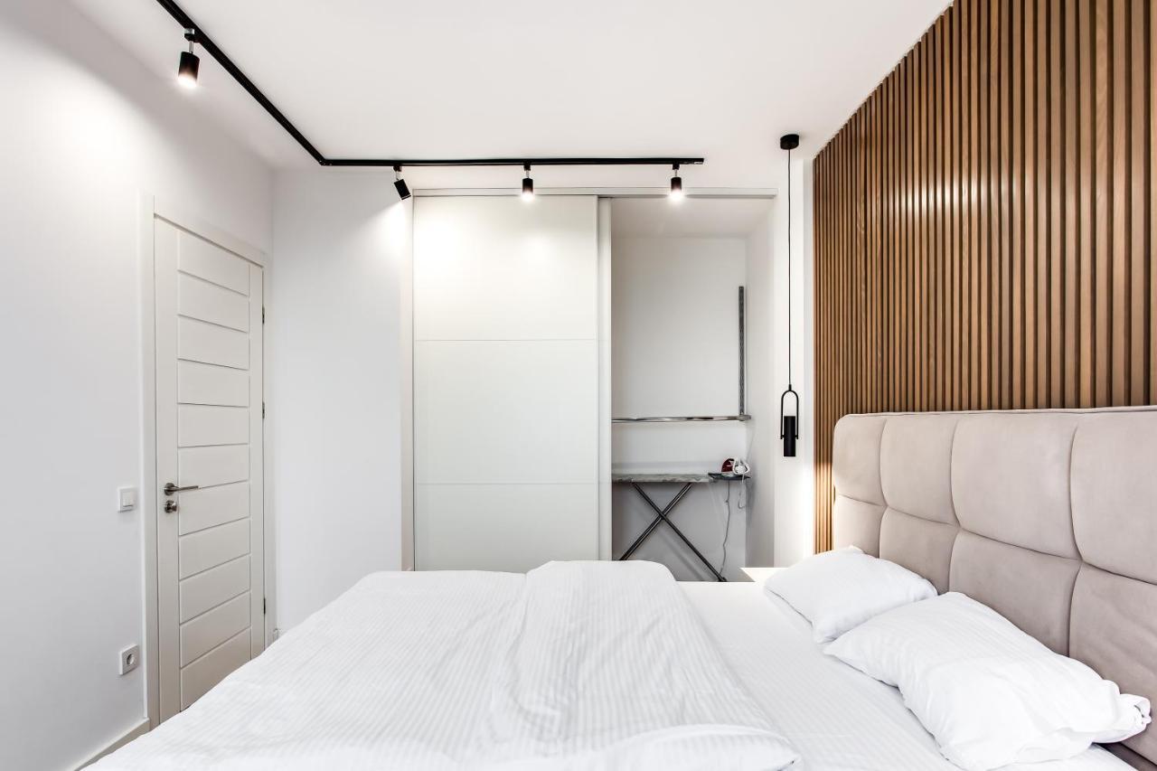 Vip Apartments ลวีฟ ภายนอก รูปภาพ