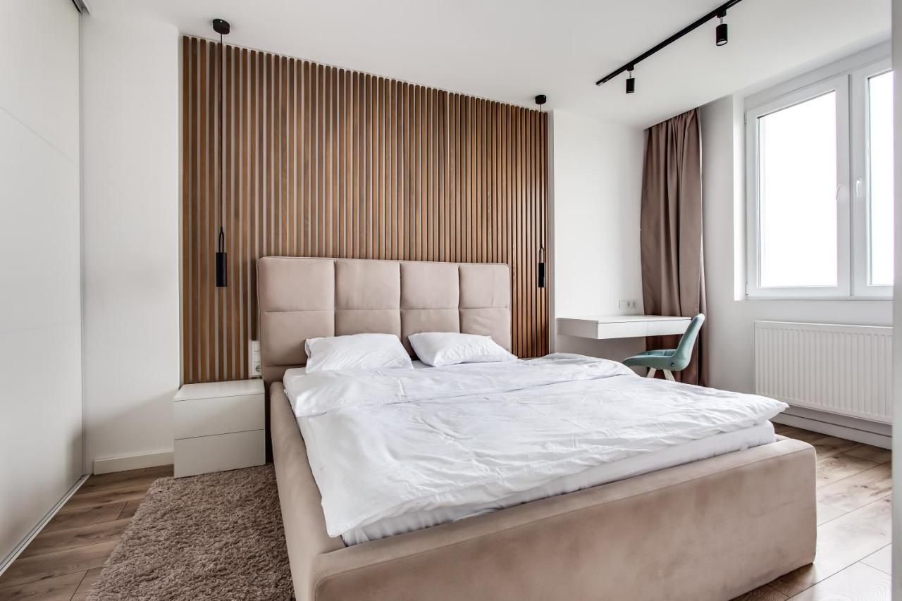 Vip Apartments ลวีฟ ภายนอก รูปภาพ